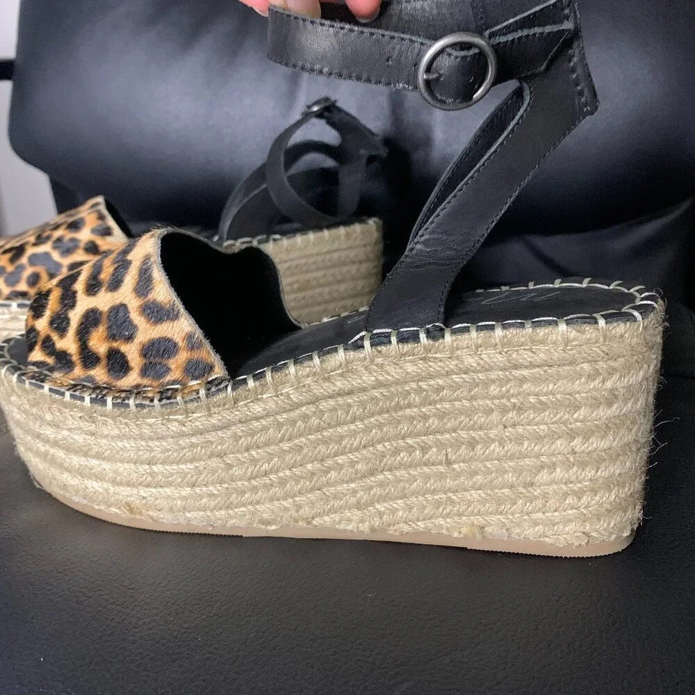 Matisse Leopard Print Wedges, size 7 - Picture 2 of 7